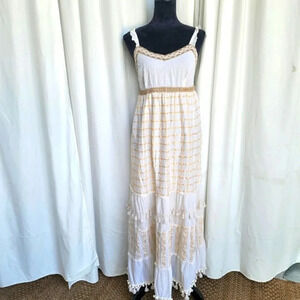 NWT White Maxi Dress Sleveless Embroidere Trim Tassels Flowy Summer Beach Long S